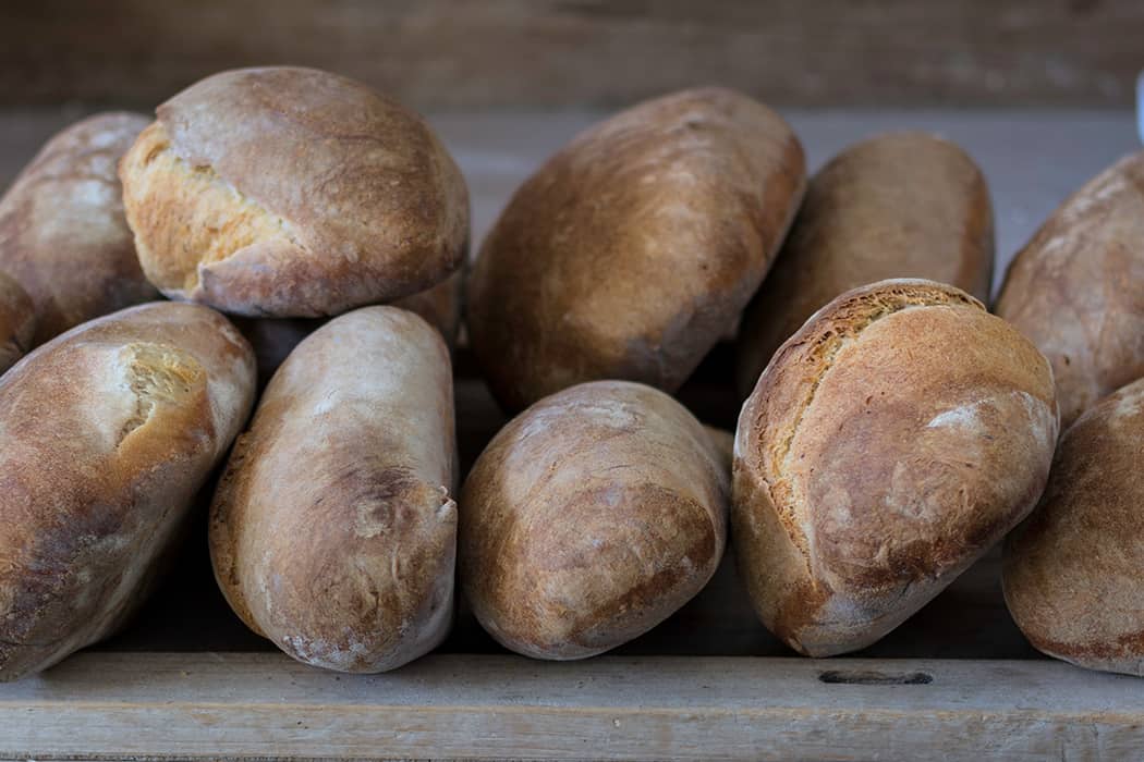 pane di una volta a legna