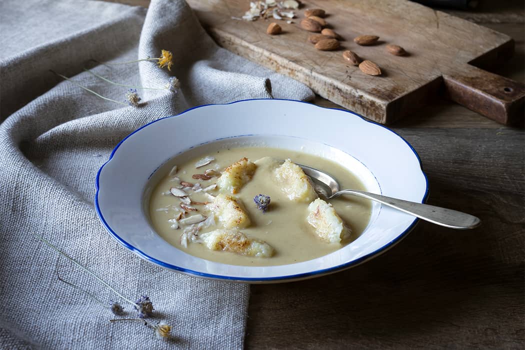 zuppa di ceci zenzero e mandorle