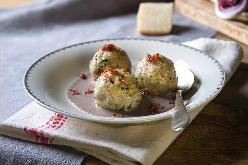 ricette canederli con prosciutto e radicchio