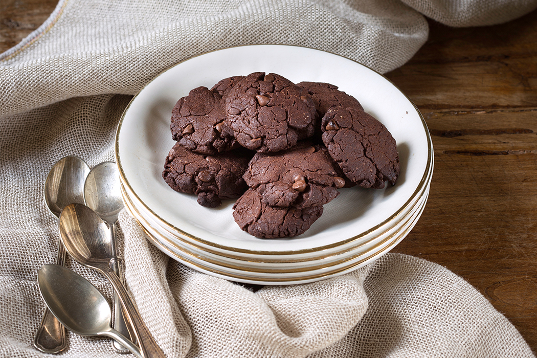 ricette biscotti con doppio cioccolato fondente