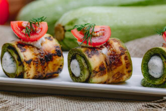 ricette involtini di zucchine