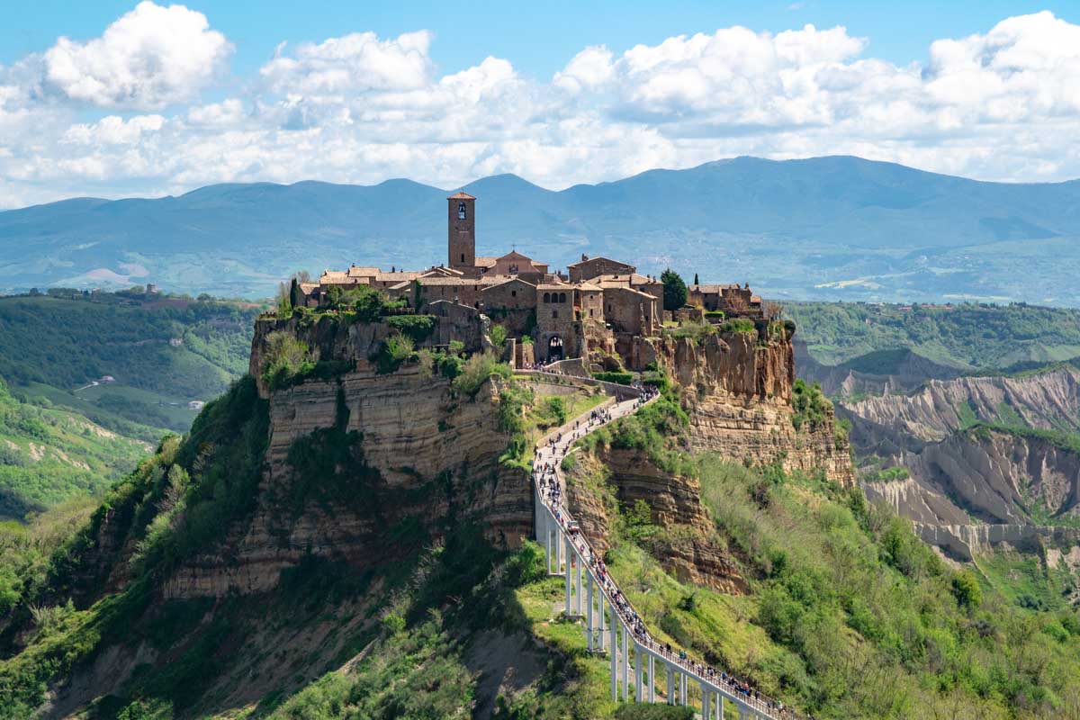Bagnoreggio la camminata per raggiungerlo